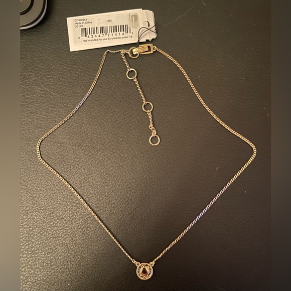 🔥🖤NWT Givenchy Necklace 🔥🔥🔥 - Picture 2 of 4